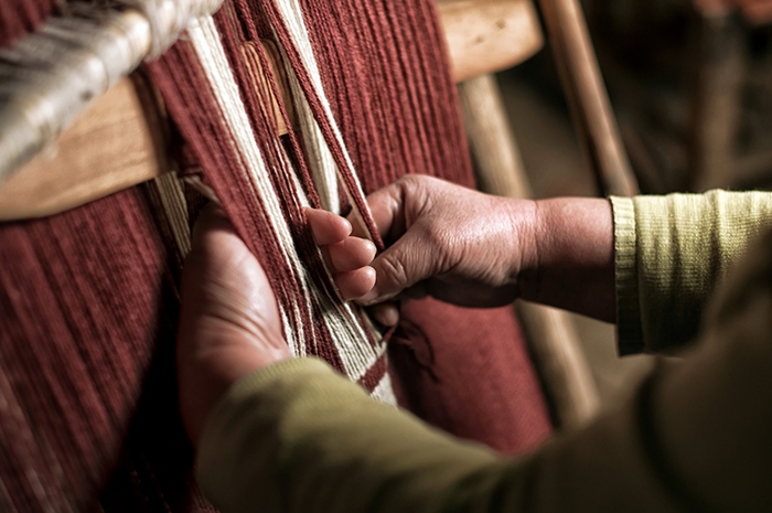 Threads of Time & Wisdom: Chilean Textiles & Horse Hair Mini